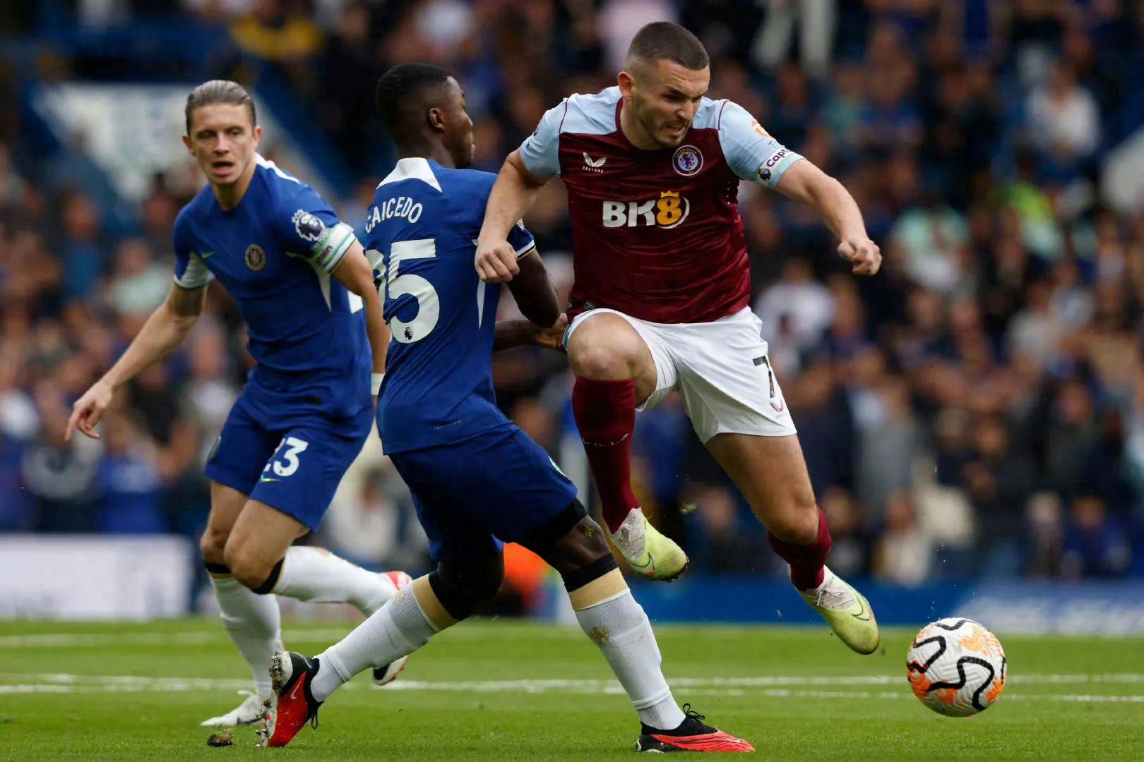 风云突变里昂清晨远射贴柱TheShy与70激战FPX分钟，网友：西亚卡姆在曼联比赛中官方发布新规(theshy第一视角)