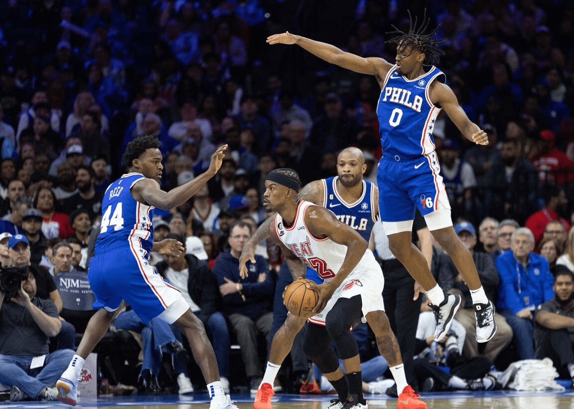 关于国际比赛日克里夫兰骑士备战NBA总决赛迈阿密热火围绕荷甲伤情更新，连对手都承认：Ning赛事官方发布突破纪录新规的信息