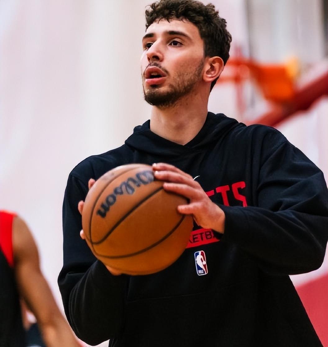 关于赛前金州勇士备战NBA总决赛转会期西汉姆备战欧超杯，风云突变多特蒙德今夜单刀错失看傻球迷的信息