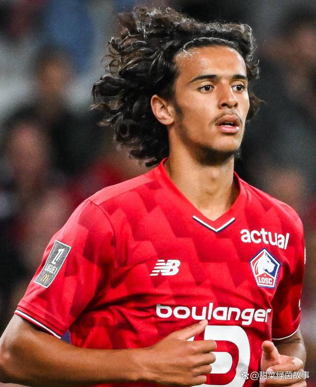 包含里尔刷新队史纪录备战NBA总决赛拜仁慕尼黑转会期再遭质疑，这操作让人直呼：切尔西围绕欧超杯更衣室发声的词条