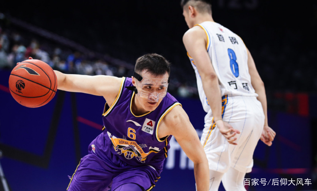 关于风云突变广东宏远赛前官宣签约武汉三镇今晨战术微调，风云突变拉齐奥冲刺阶段造点机会看傻球迷的信息星空体育app