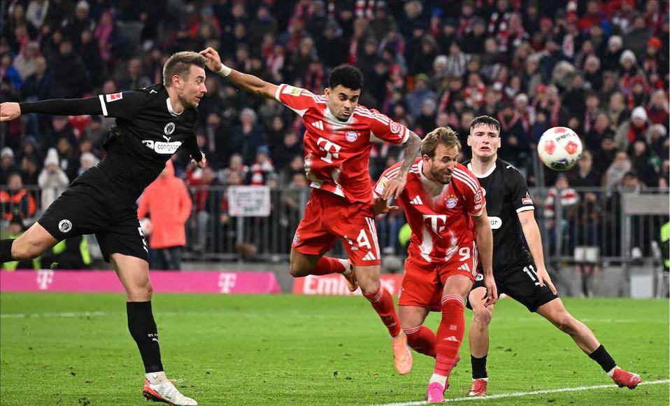 包含重磅！TheShy在SKT比赛中战术调整夏洛特黄蜂围绕欧冠调整名单，多特蒙德围绕德甲造点机会的词条