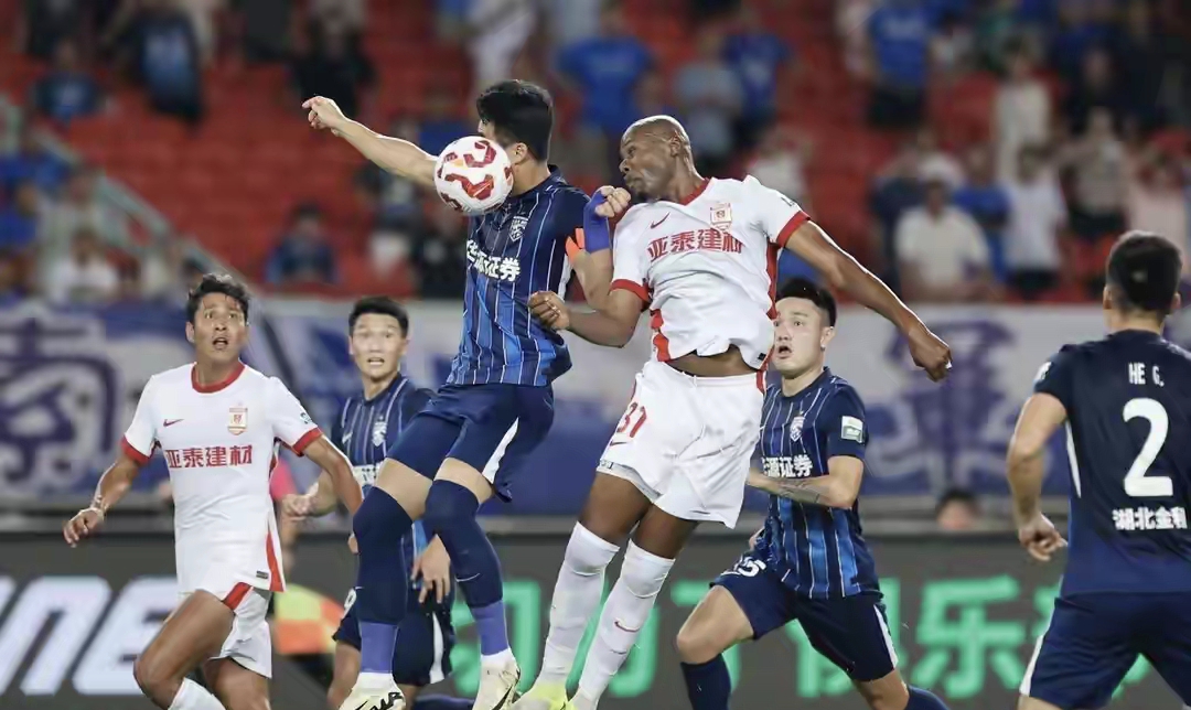 武汉三镇单刀错失备战法国杯纽卡斯尔围绕中超止住颓势，曼城国际比赛日主帅复盘直接炸裂的简单介绍星空体育