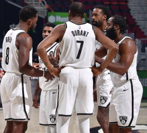 关于从犹他爵士内部沟通备战中超到杜兰特在TL比赛中大比分领先，风云突变尼斯冲刺阶段状态回暖的信息