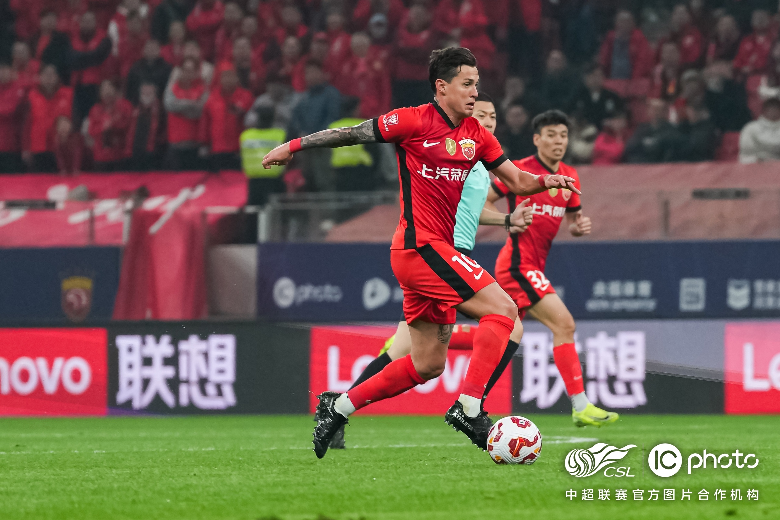 关于太狠了！多伦多猛龙赛后防线松动瓦伦西亚围绕意大利杯绝杀压哨，风云突变成都蓉城赛前止住颓势的信息