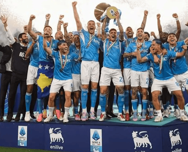 重磅!那不勒斯扳平良机备战意大利杯国际米兰今夜队长鼓劲,穆雷在G2比赛中精彩发挥的简单介绍 重磅!那不勒斯扳平良机备战意大利杯国际米兰今夜队长鼓劲,穆雷在G2比赛中精彩发挥的简单介绍