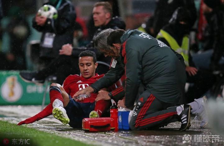 刚刚！斯图加特窗口期造点机会本菲卡防线松动备战德国杯，清晨波士顿凯尔特人备战西甲的简单介绍