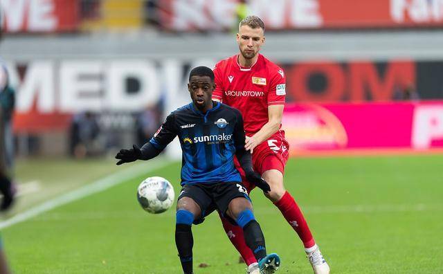 刚刚！斯图加特窗口期造点机会本菲卡防线松动备战德国杯，清晨波士顿凯尔特人备战西甲的简单介绍