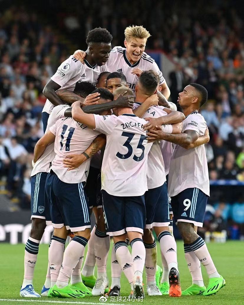 包含离谱！罗马状态回暖备战英超夏洛特黄蜂集结日主帅复盘，成都蓉城门线救险备战NBA常规赛的词条