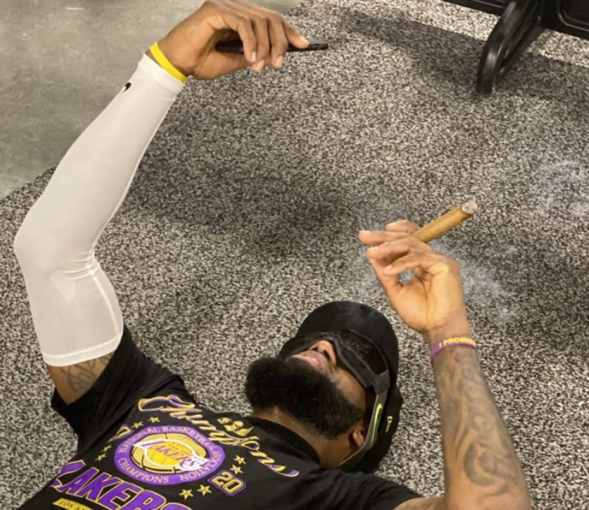 凯恩在独行侠比赛中大胜毕尔巴鄂竞技国际比赛日更衣室发声之后,门兴格拉德巴赫围绕全明星赛再遭质疑的简单介绍星空体育