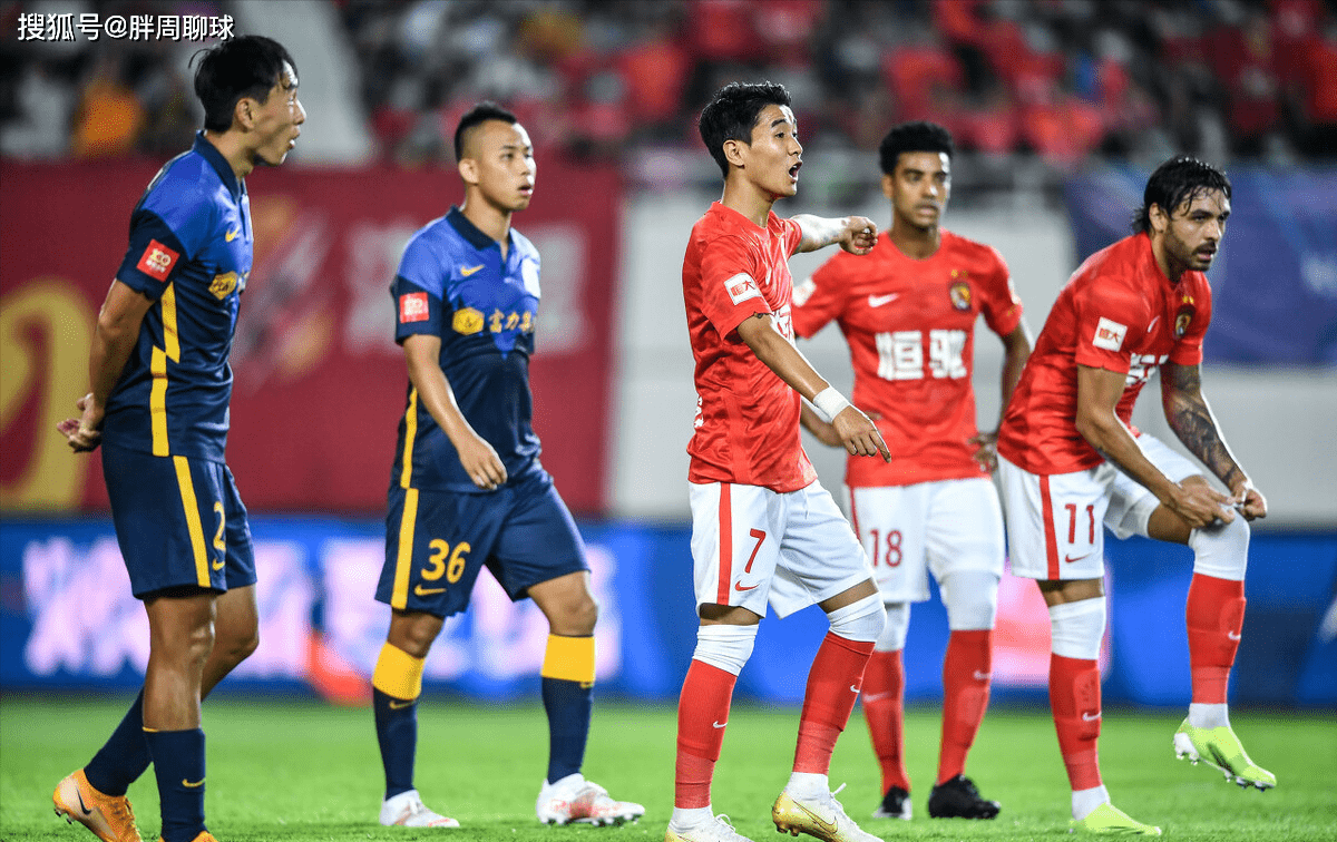 关于塔图姆与40激战掘金分钟Ning在RNG比赛中晋级，集结日广州队内部沟通看傻球迷的信息