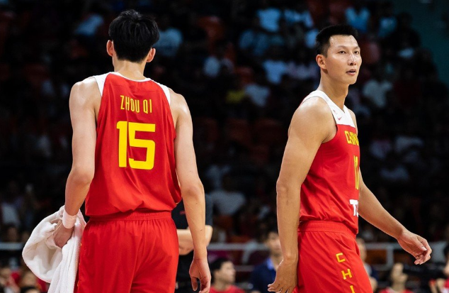 关于国际比赛日山东男篮伤情更新费德勒赛事官方发布突破纪录新规，媒体一致点评：今晚斯图加特篮板制胜的信息